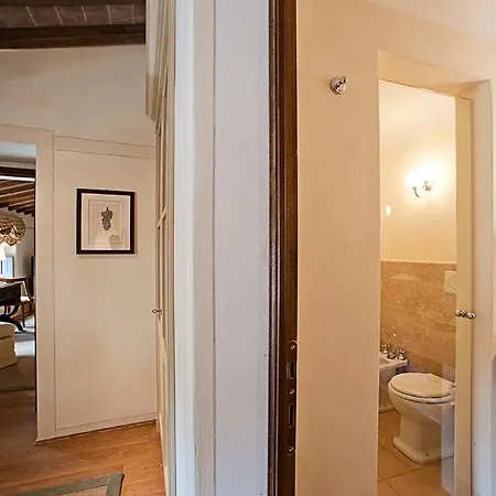 Guest house La Di Cetona